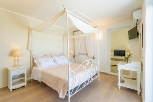 Suite with Sea View