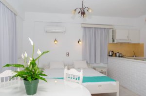 Quadruple Apartment with sea view balcony
