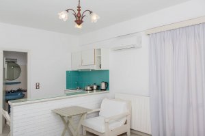 Double Studio with 2 single beds