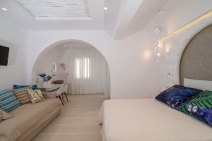 Superior Double Room with Pool View