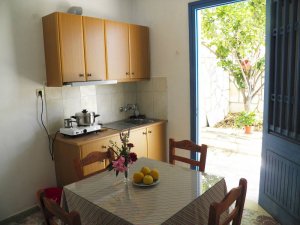 Triple Bed Studio