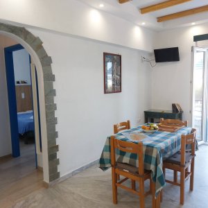 Apartment (two rooms plus sitting room)