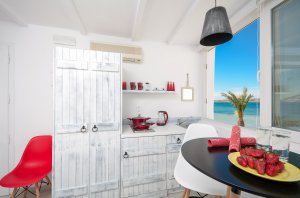 Apartment with sea view