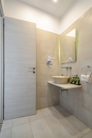 Double room with side sea view