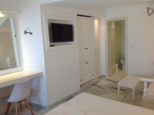 Tranditional Suite  2-3 Person