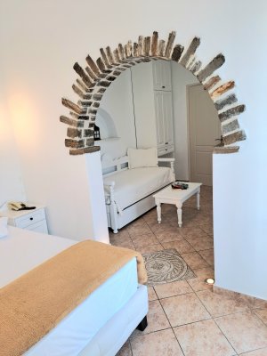 Tranditional Suite  2-3 Person