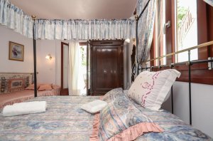 Junior Suite with Private Veranda / Castle View