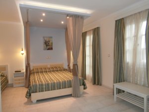 Triple Bed Studio with Kitchenette