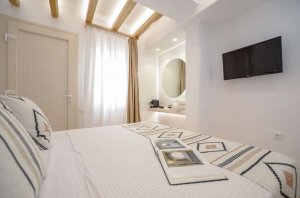 Single Bed Room