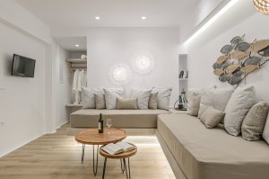 Cycladic Apartment with 2 Bedrooms and 2 Bathrooms