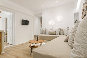 Cycladic Apartment with 2 Bedrooms and 2 Bathrooms