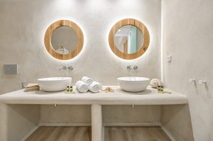Villa Adriana Cycladic Apartment with 2 Bedrooms and 2 Bathrooms