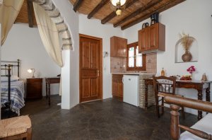 Studio for 3 people