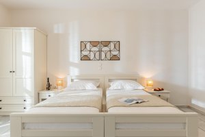 Triple Room with Balcony 
