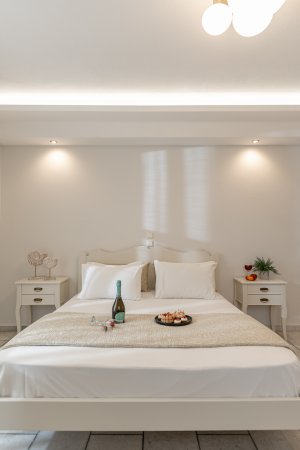 Double Bed Room with Garden View 