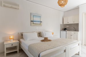 Standard Studio for 2 Adults and 2 Chlidren