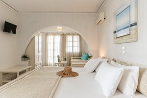 Standard Studio for 2 Adults and 2 Chlidren