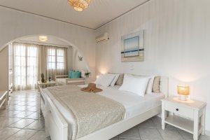 Standard Studio for 2 Adults and 2 Chlidren