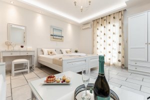 Standard Studio for 2 Adults and 2 Chlidren