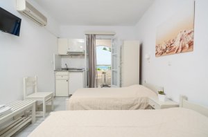Twin Bed Room with sea view