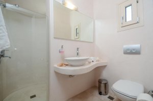 Double / Twin Bed Studio