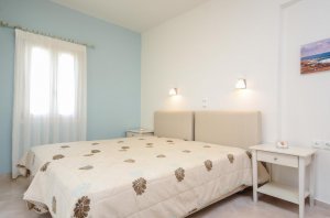Double / Twin Bed Studio