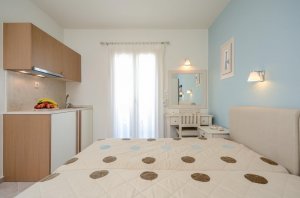 Double / Twin Bed Studio