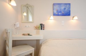Double / Twin Bed Studio