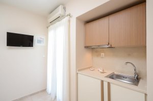 Double / Twin Bed Studio