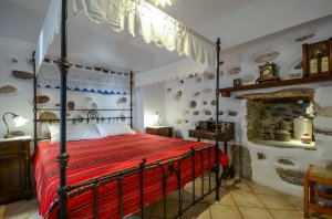 Triple bed studio