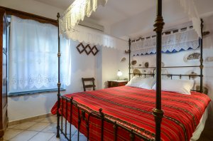 Triple bed studio