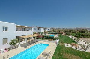 Grand Suite with swimming pool - 3 BR