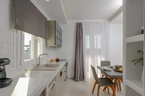 Premium Suite with Jacuzzi and Sea View - 1 BR
