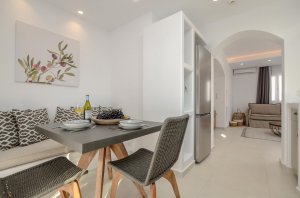 Premium Suite with Jacuzzi and Sea View - 1 BR