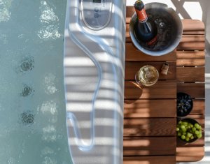 Sunset Suite with jacuzzi
