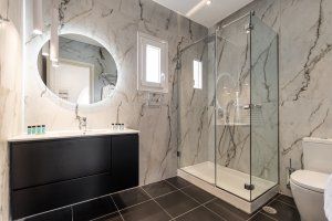 Grand Suite with swimming pool - 3 BR