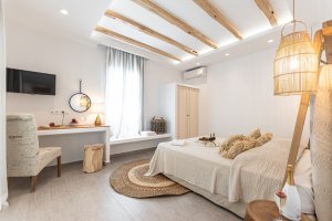 Grand Suite with swimming pool - 3 BR