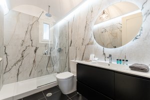 Grand Suite with swimming pool - 3 BR