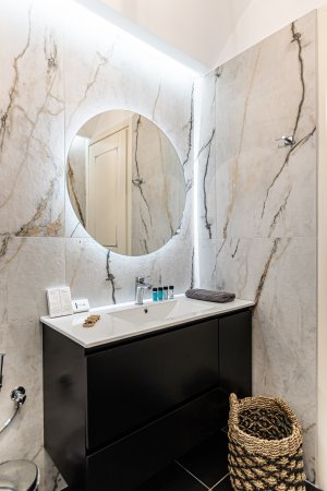 Grand Suite with swimming pool - 3 BR