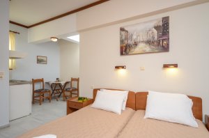 Qudruple bed studio