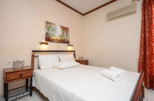 Double / Twin bed studio