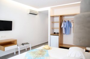 Double / Twin bed room with balcony