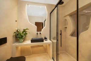 Suite with Hot Tub and Sea View