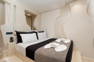 Suite with Hot Tub and Sea View