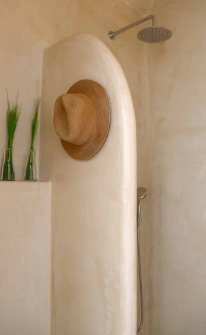 Holiday Home with Swimming Pool and Sea View. Accommodates 5th guest at no extra charge.