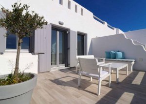 Holiday Home with Swimming Pool and Sea View. Accommodates 5th guest at no extra charge.