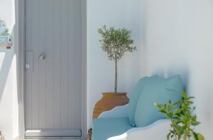 Holiday House with Swimming Pool and Sea View. Accommodates 5th guest at no extra charge.