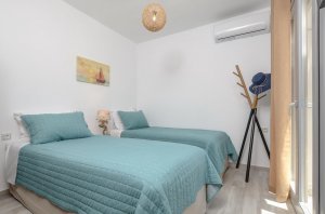 Holiday House with Swimming Pool and Sea View. Accommodates 5th guest at no extra charge.
