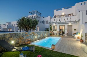 Holiday House with Swimming Pool and Sea View. Accommodates 5th guest at no extra charge.