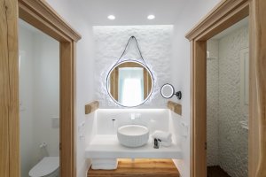 Suite with pool